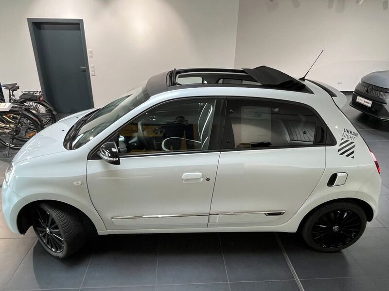 Gebraucht Renault Twingo Urban Night 65 PS (47 kW) 2023 Andere farbe Kleinwagen