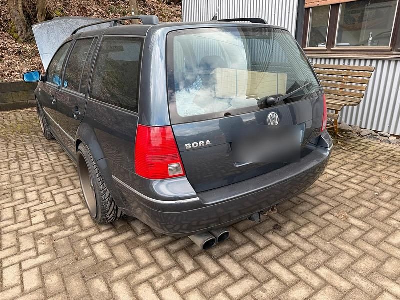 Gebraucht VW Bora 150 PS (110 kW) 2001 Grau Kombi