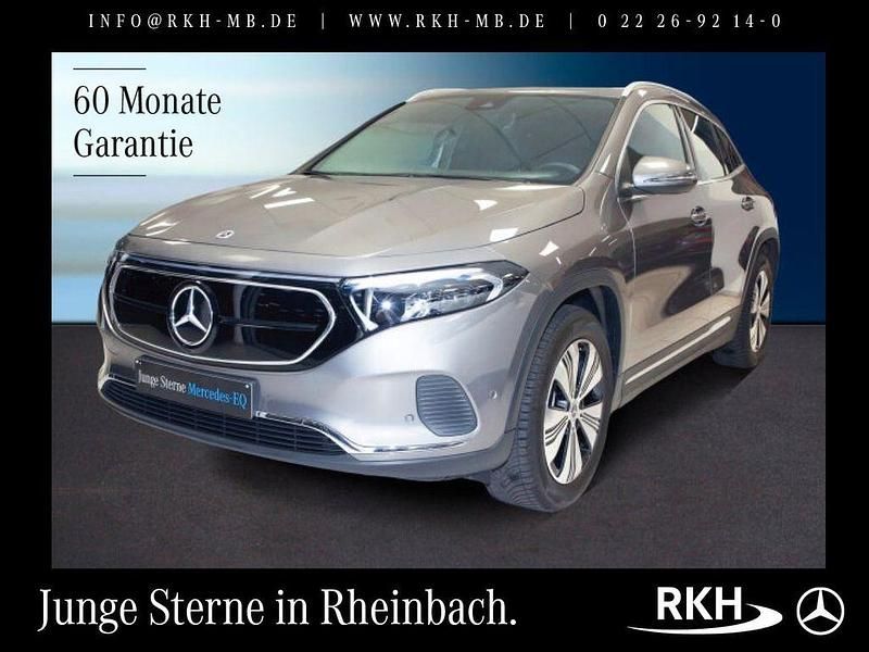 Grau Gebraucht 2023 Mercedes EQA250 Progressive SUV | 29.880 € (Guter Preis) - Bild 1/4