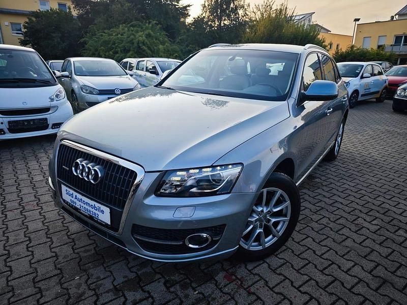 Grau Gebraucht 2009 Audi Q5 Ambiente SUV | 13.900 € (Fairer Preis) - Bild 1/4