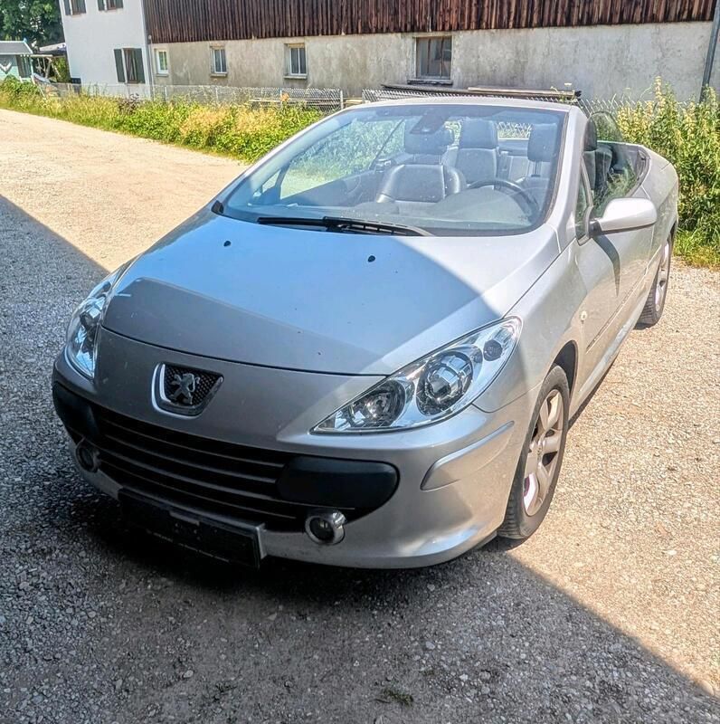 Silber Gebraucht 2005 Peugeot 307 CC Cabrio | 1.150 € (Guter Preis) - Bild 1/4