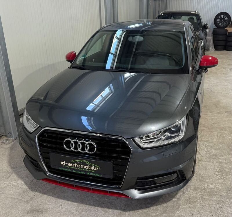 Grau Gebraucht 2017 Audi A1 Sportback Sport Kleinwagen | 12.999 € (Fairer Preis) - Bild 1/4