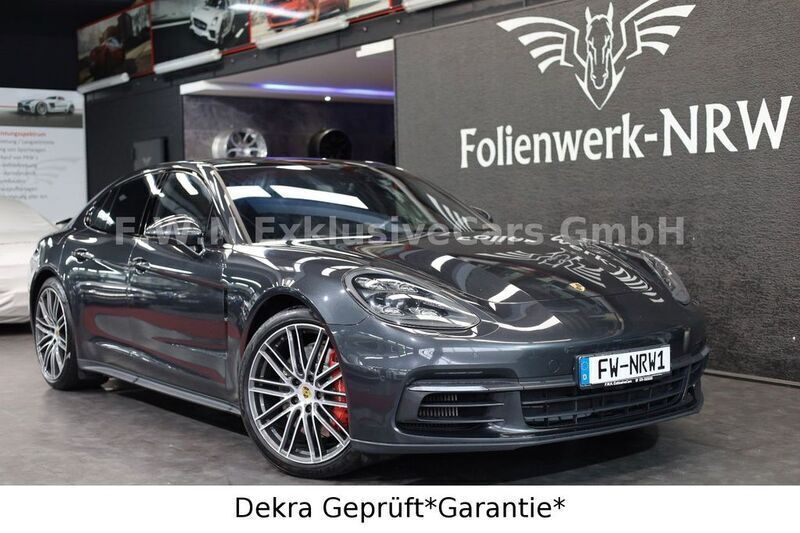 Grau Gebraucht 2018 Porsche Panamera 4 Limousine | 56.498 € (Teuer) - Bild 1/4