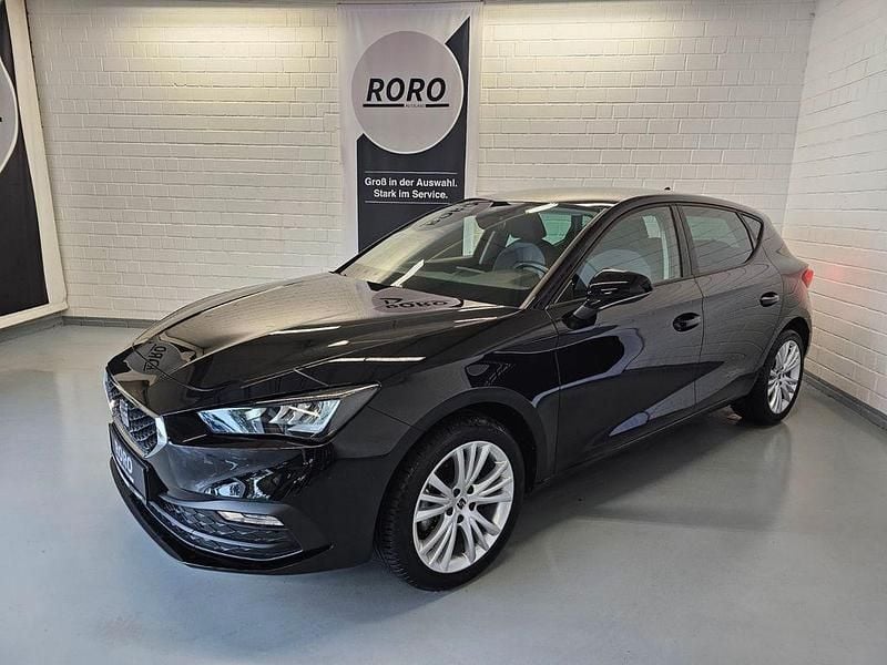 Usata Seat Leon Style 150 CV (110 kW) 2024 Nero Berlina