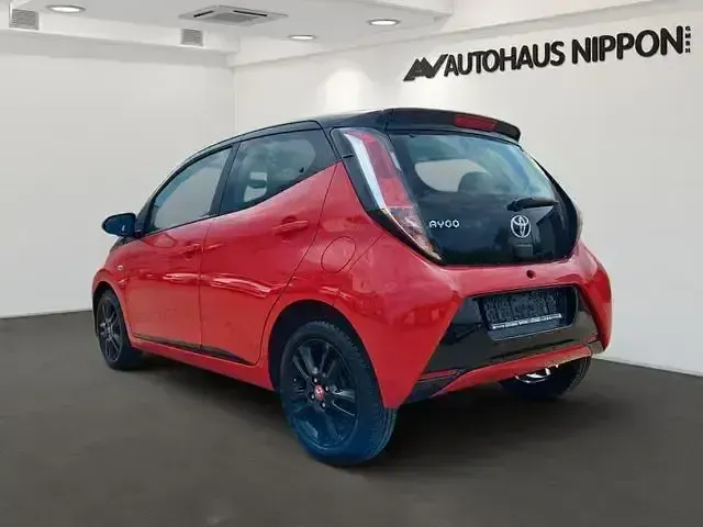 Gebraucht Toyota Aygo X-cite 69 PS (50 kW) 2018 Andere Kleinwagen