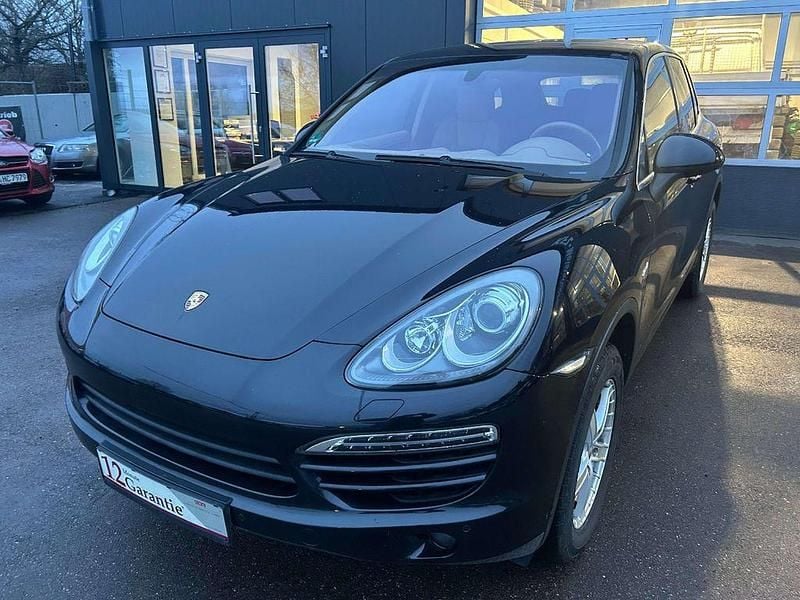 Gebraucht Porsche Cayenne 239 PS (175 kW) 2010 Tiefschwarzmetallic SUV
