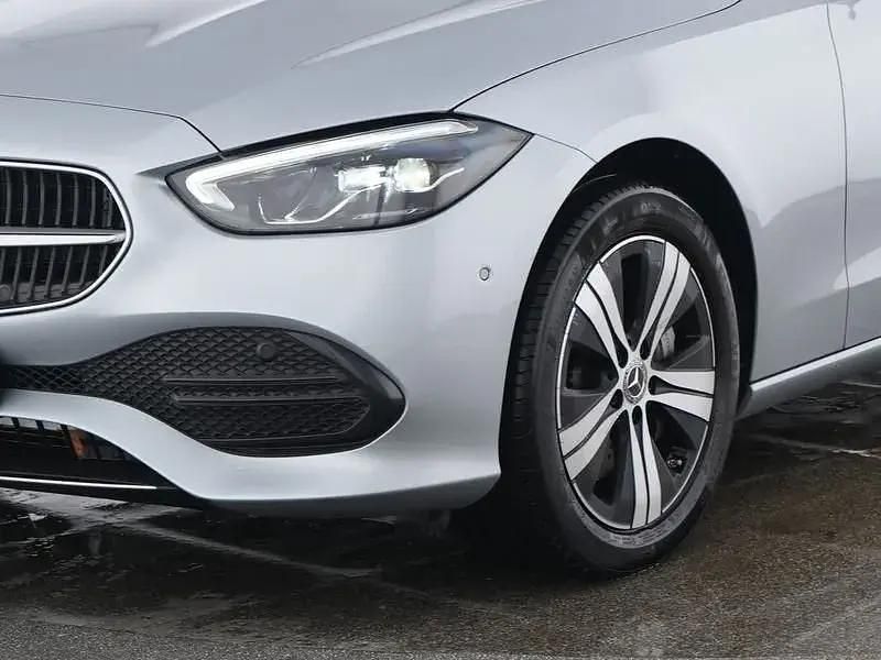 Gebraucht Mercedes C300e Avantgarde 204 PS (150 kW) 2024 Andere Kombi