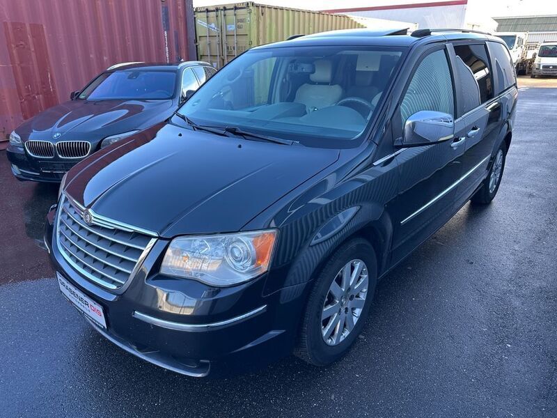 Gebraucht Chrysler Grand Voyager Limited 163 PS (119 kW) 2011 Schwarz Van / Kleinbus