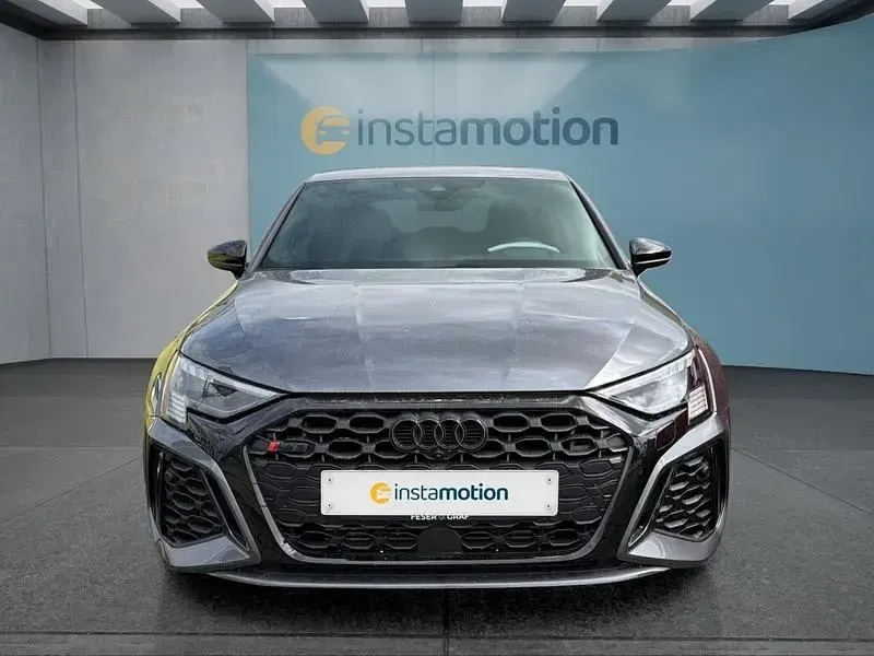 Gebraucht Audi RS3 Sportback 400 PS (294 kW) 2023 Grau Kleinwagen