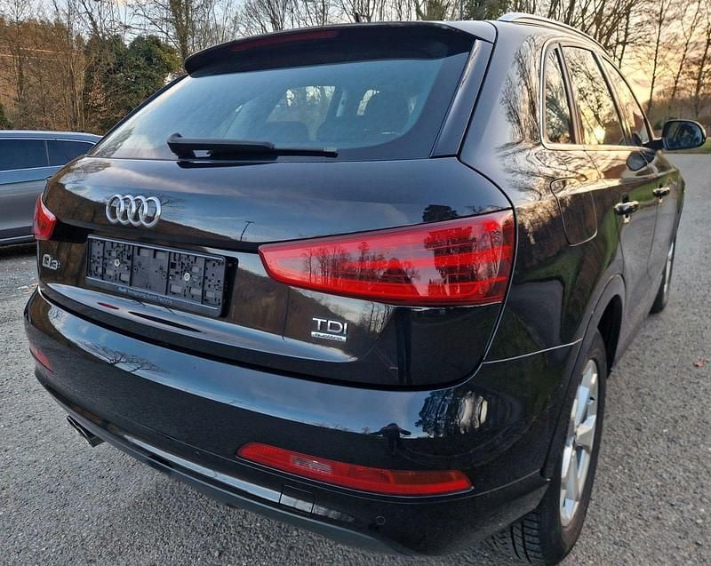 Gebraucht Audi Q3 Ambiente 177 PS (130 kW) 2012 Schwarz SUV