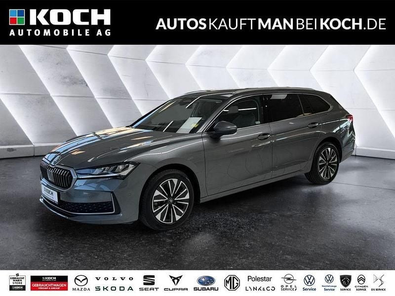 Gebraucht Skoda Superb Selection 150 PS (110 kW) 2025 Graphitegrau metallic/graphit Kombi