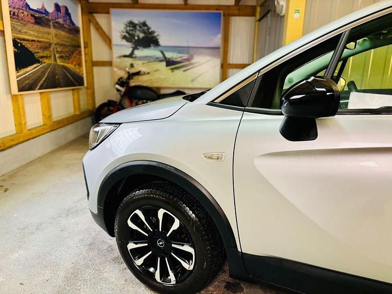 Gebraucht Opel Crossland Elegance 110 PS (80 kW) 2023 Silber SUV