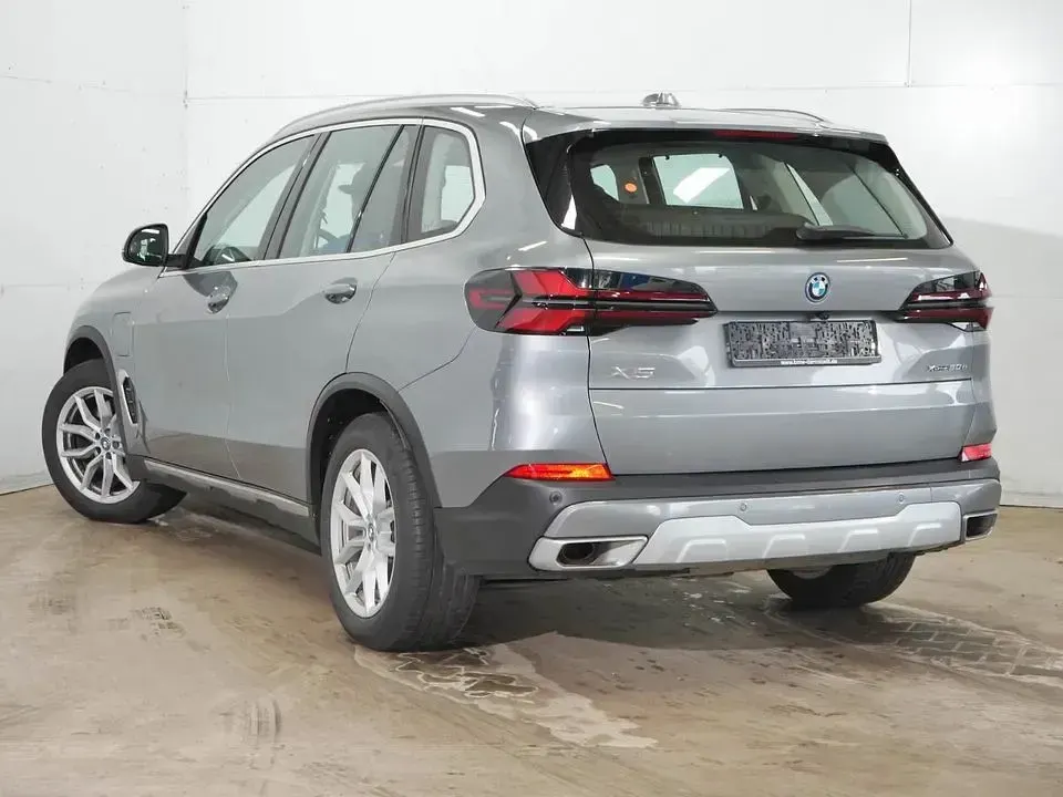 Gebraucht BMW X5 Performance 489 PS (359 kW) 2025 Grau SUV