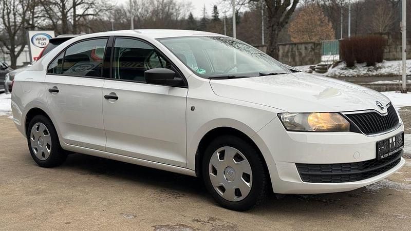 Second-hand Skoda Rapid Active 75 CP (55 kW) 2013 Alb Hatchback