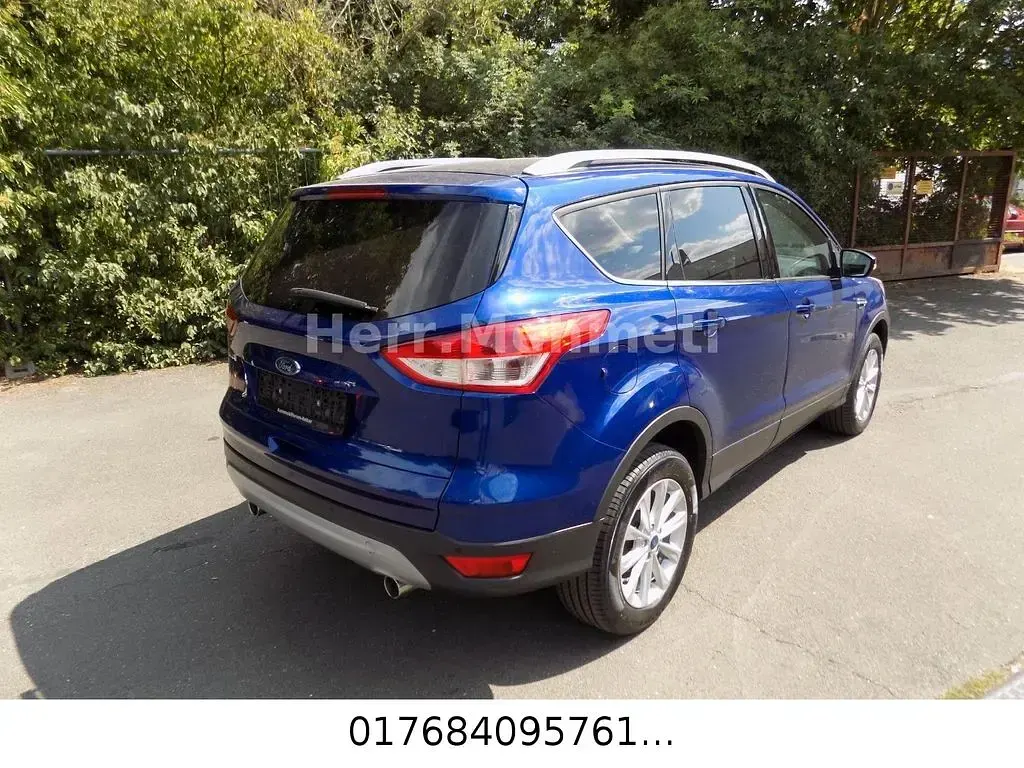 Gebraucht Ford Kuga SYNC Edition 150 PS (110 kW) 2016 Blau SUV