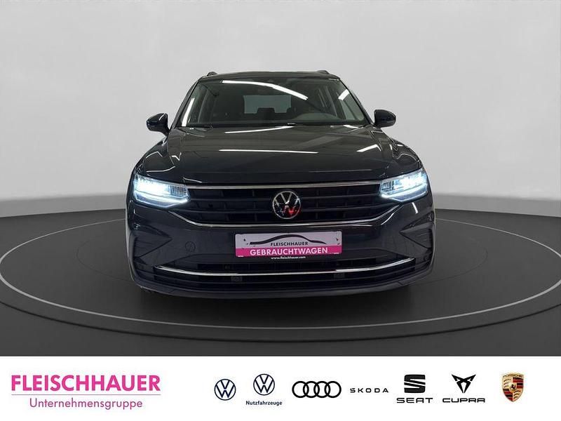 Gebraucht VW Tiguan Life 220 PS (161 kW) 2018 Grau SUV