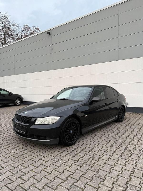 Schwarz Gebraucht 2007 BMW 320 M Performance Limousine | 1.290 € - Bild 1/4