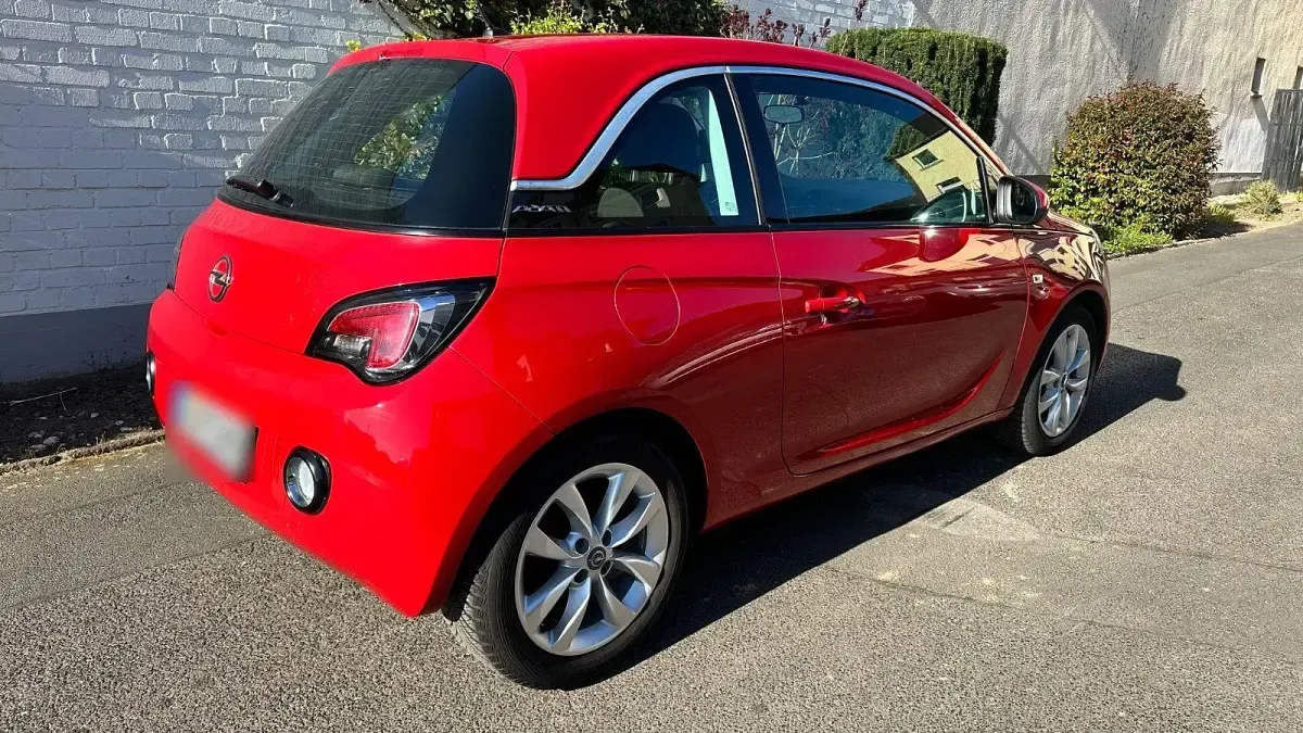 Usata Opel Adam 69 CV (50 kW) 2017 Rosso Utilitaria