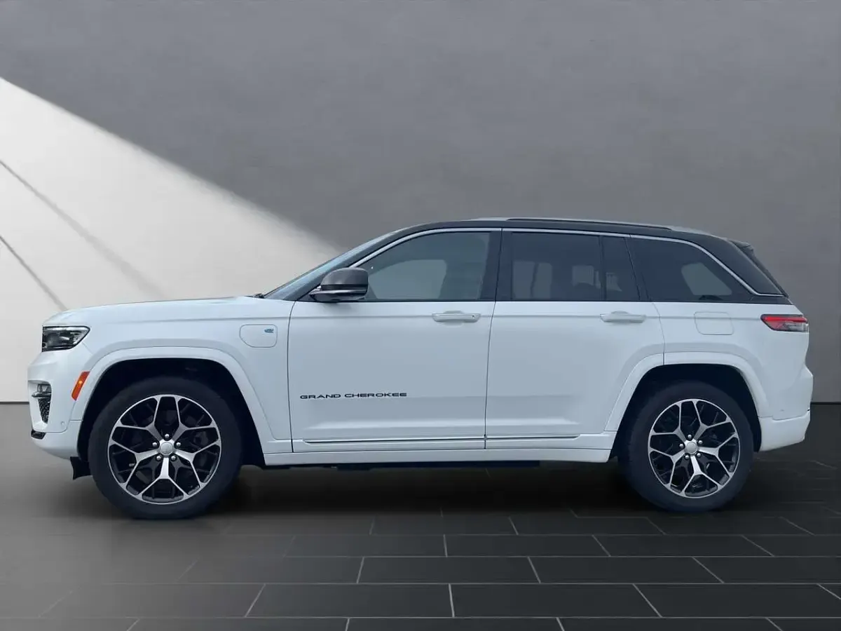 Gebraucht Jeep Grand Cherokee Summit 381 PS (280 kW) 2023 Weiß SUV