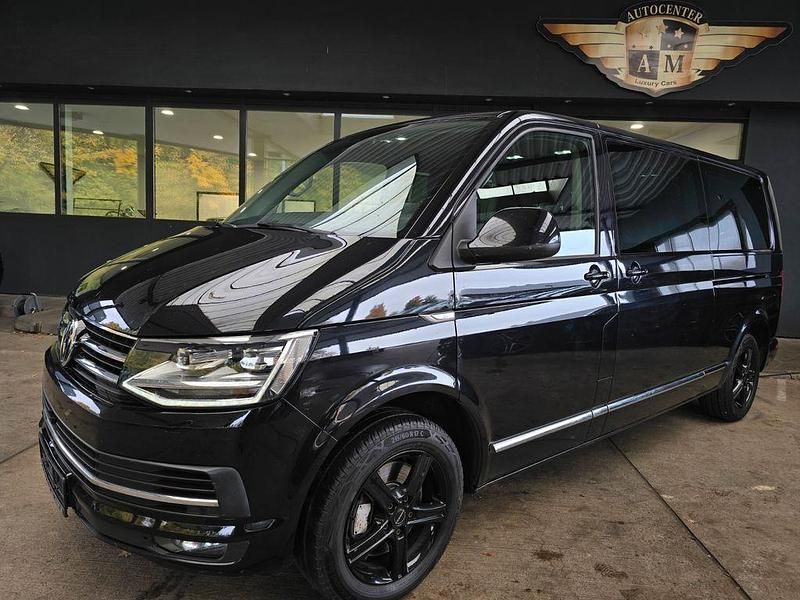 Schwarz Gebraucht 2016 VW Caravelle Highline Van / Kleinbus | 24.990 € (Guter Preis) - Bild 1/4