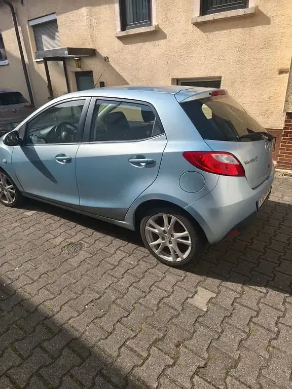 Gebraucht Mazda 2 86 PS (63 kW) 2007 Blau Kleinwagen