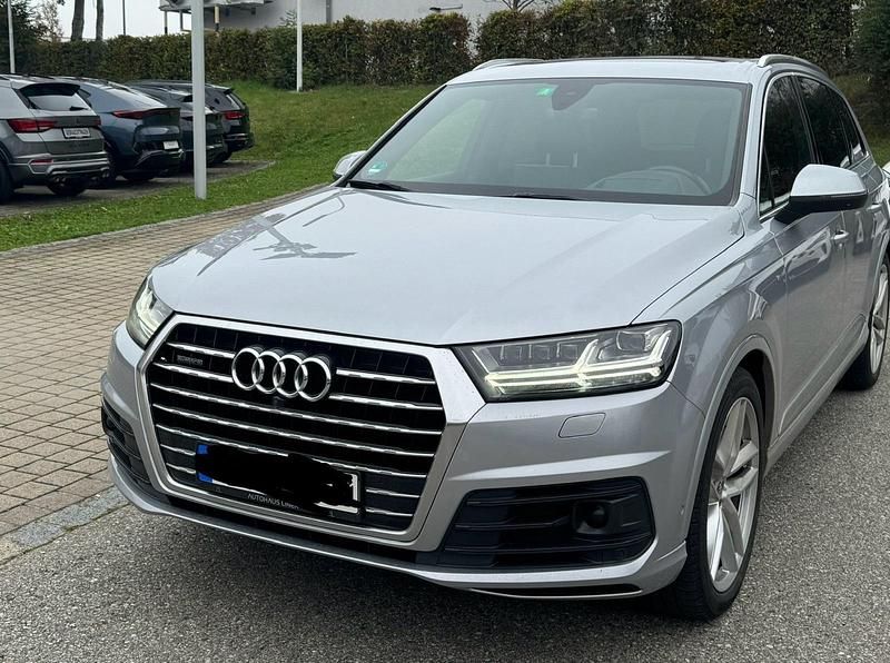 Gebraucht Audi Q7 S-Line 272 PS (200 kW) 2015 Silber SUV