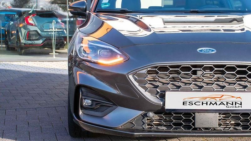 Gebraucht Ford Focus Performance Edition 280 PS (205 kW) 2020 Grau Limousine