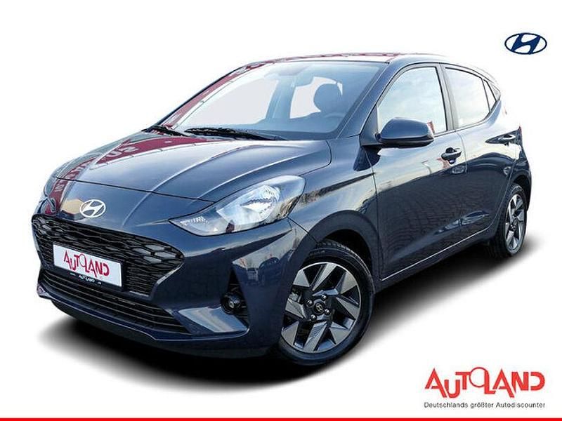 Grau Gebraucht 2024 Hyundai i10 Kleinwagen | 18.990 € (Fairer Preis) - Bild 1/4