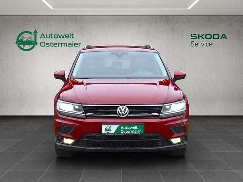 Gebraucht VW Tiguan Sound 150 PS (110 kW) 2017 Ruby red metallic SUV