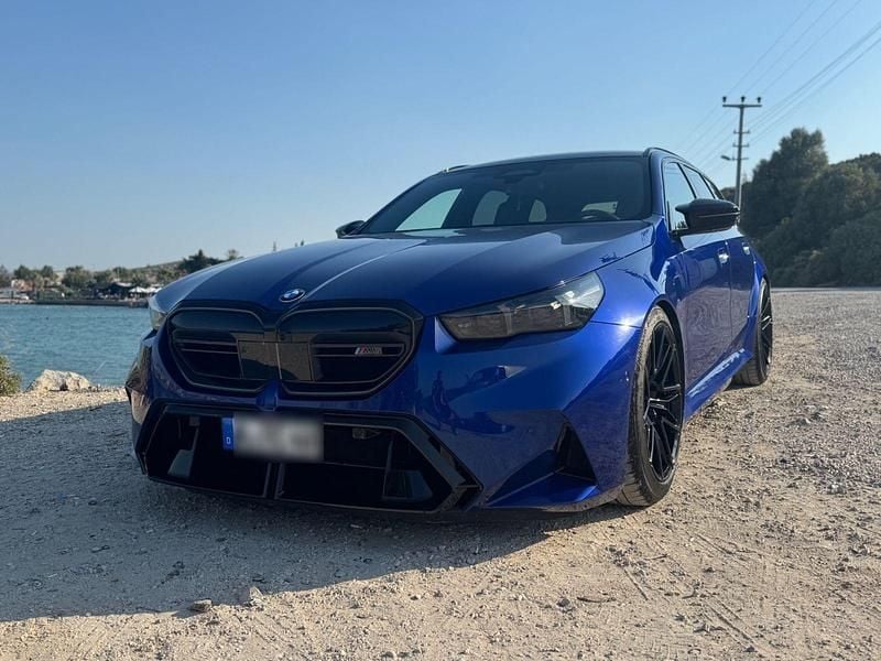 Gebraucht BMW M5 Comfort Edition 727 PS (534 kW) 2025 Blau Kombi