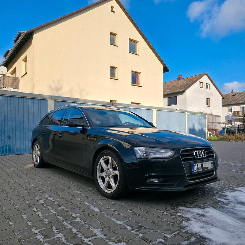 Schwarz Gebraucht 2014 Audi A4 Ambition Kombi | 9.899 € (Fairer Preis) - Bild 1/4