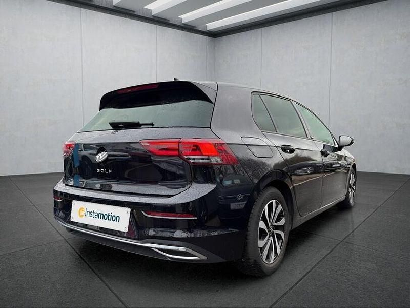 Gebraucht VW Golf VIII 150 PS (110 kW) 2022 Schwarz Kleinwagen