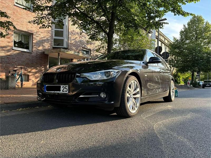Gebraucht 2015 BMW 318 Sport Line Kombi | 9.500 € (Teuer) - Bild 1/4