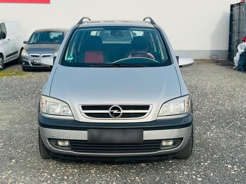 Gebraucht Opel Zafira 125 PS (91 kW) 2003 Silber Van / Kleinbus