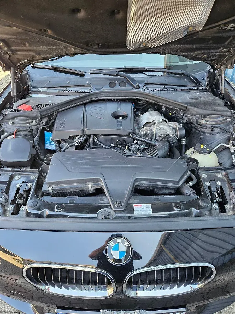 Gebraucht BMW 114 102 PS (75 kW) 2014 Schwarz Kleinwagen