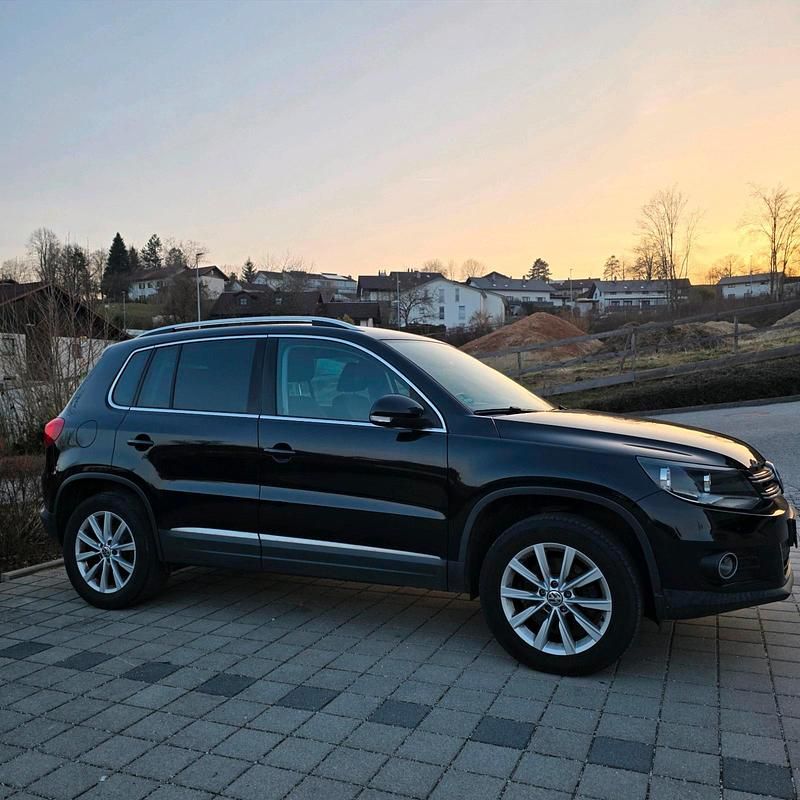 Gebraucht VW Tiguan 110 PS (80 kW) 2011 Schwarz SUV