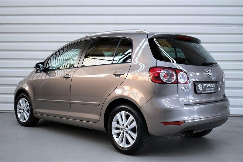 Gebraucht VW Golf Plus Cross Style 122 PS (89 kW) 2012 Braun Van / Kleinbus