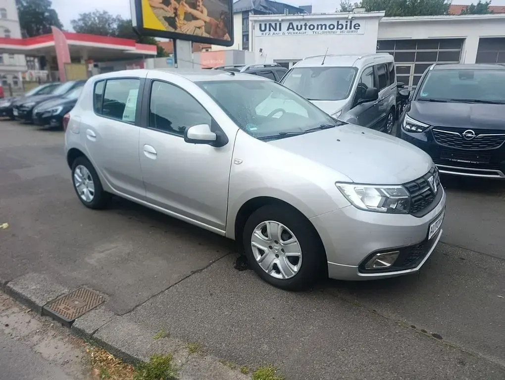 Gebraucht Dacia Sandero Lauréate 90 PS (66 kW) 2018 Silber Limousine