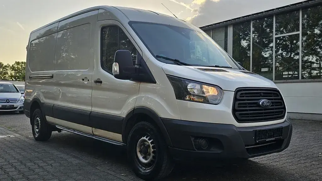 Begagnad Ford Transit 105 HK (77 kW) 2016 Vit Minibuss