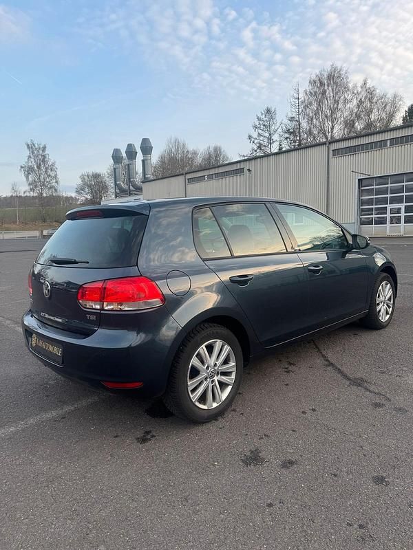 Gebraucht VW Golf VI 105 PS (77 kW) 2011 Kleinwagen