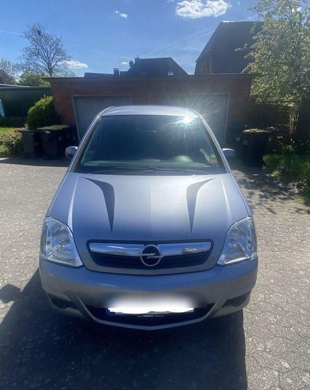 Silber Gebraucht 2006 Opel Meriva Edition Van / Kleinbus | 1.000 € (Superpreis) - Bild 1/4