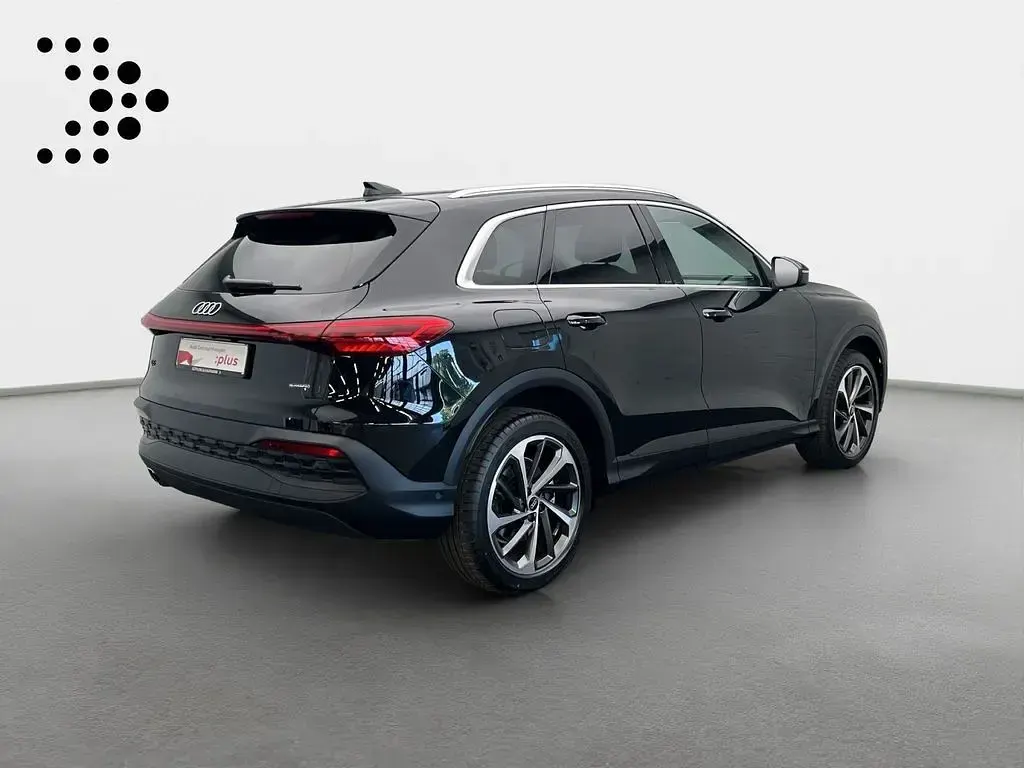 Gebraucht Audi Q5 Ambiente 204 PS (150 kW) 2025 Mythosschwarz metallic SUV