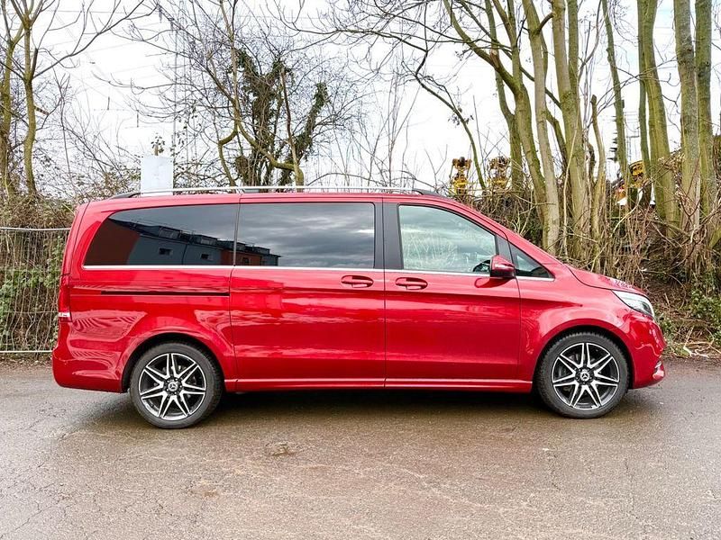 Gebraucht Mercedes V250 AMG line 190 PS (139 kW) 2019 Hyazinthrot Van / Kleinbus