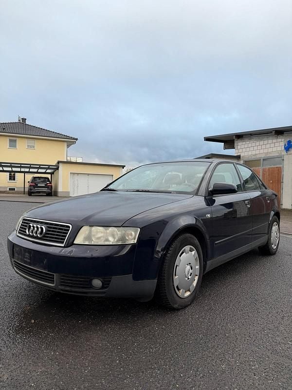 Gebraucht Audi A4 102 PS (75 kW) 2002 Blau Limousine