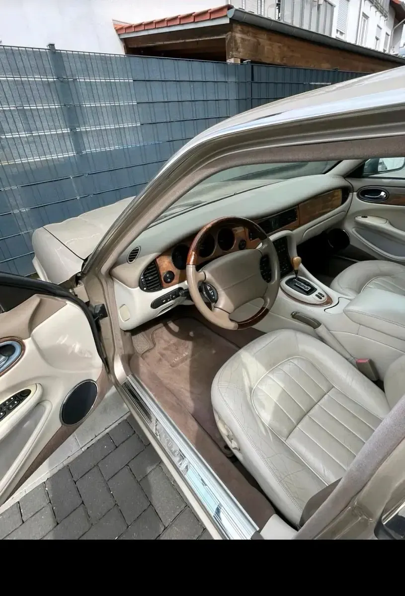 Gebraucht Jaguar XJ8 237 PS (174 kW) 2000 Limousine