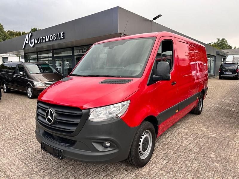 Jupiterrot uni Gebraucht 2021 Mercedes Sprinter Van | 23.681 € (Superpreis) - Bild 1/4