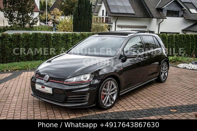 Schwarz Gebraucht 2014 VW Golf VII GTI Limousine | 17.699 € (Fairer Preis) - Bild 1/4