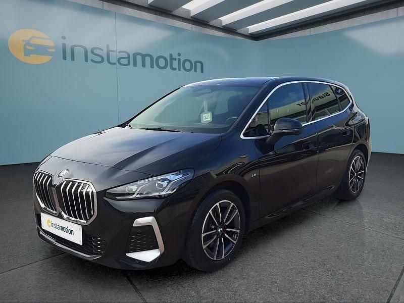 Schwarz Gebraucht 2024 BMW 218 Active Tourer Van / Kleinbus | 29.199 € (Fairer Preis) - Bild 1/4