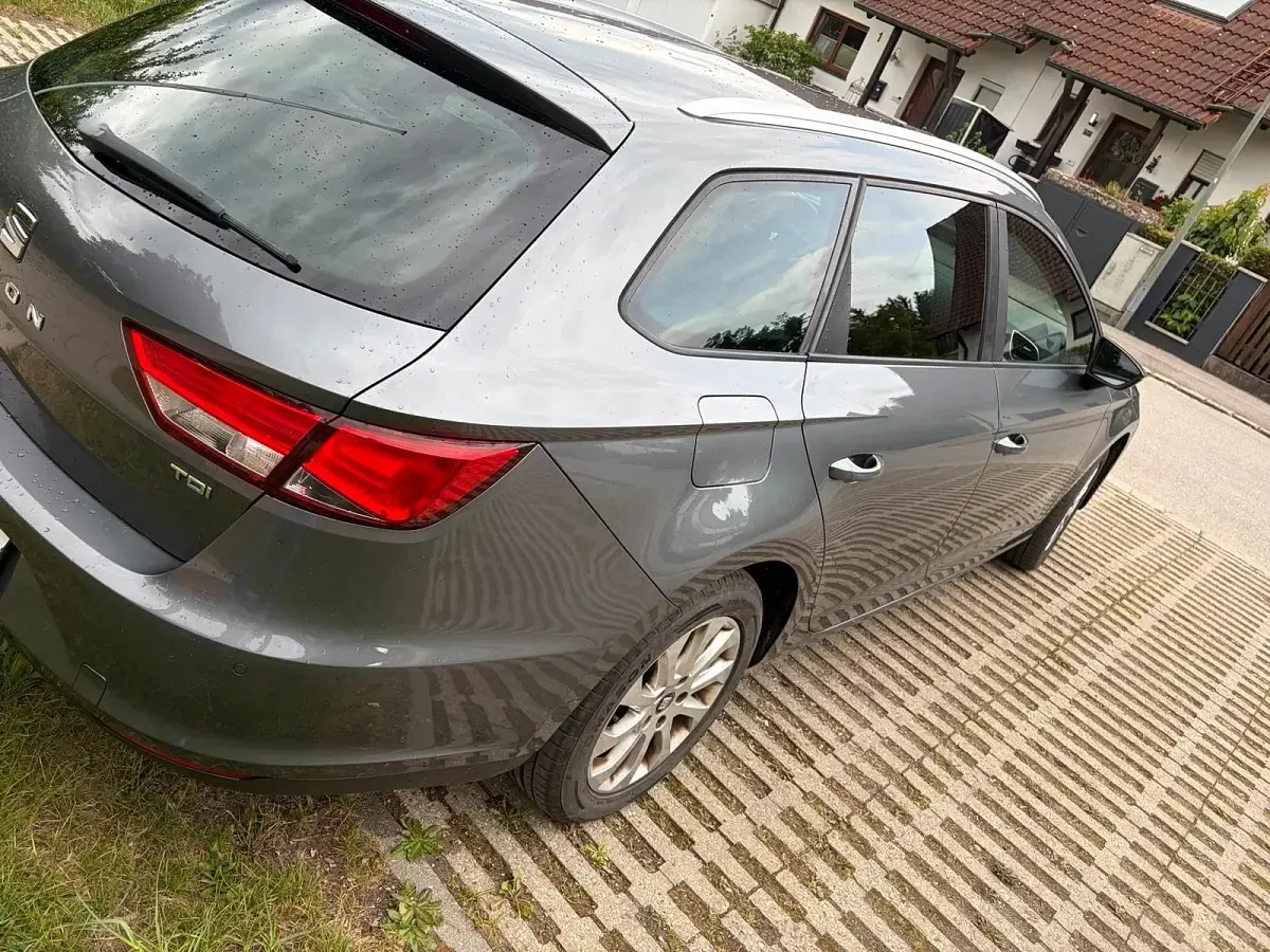 Gebraucht Seat Leon 105 PS (77 kW) 2014 Grau Kombi