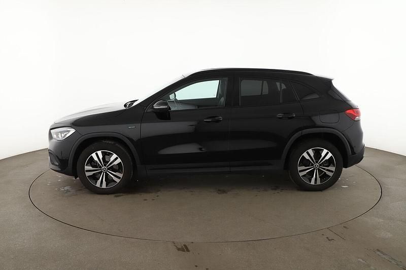 Gebraucht Mercedes GLA250 Progressive 163 PS (119 kW) 2020 Schwarz SUV